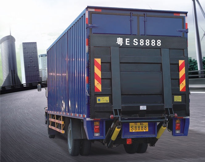 ����ʽ����β��ȫò